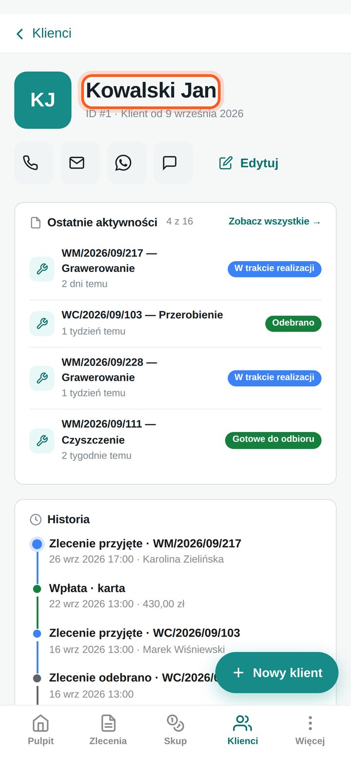 Otwarta karta klienta z jego nazwiskiem (telefon)