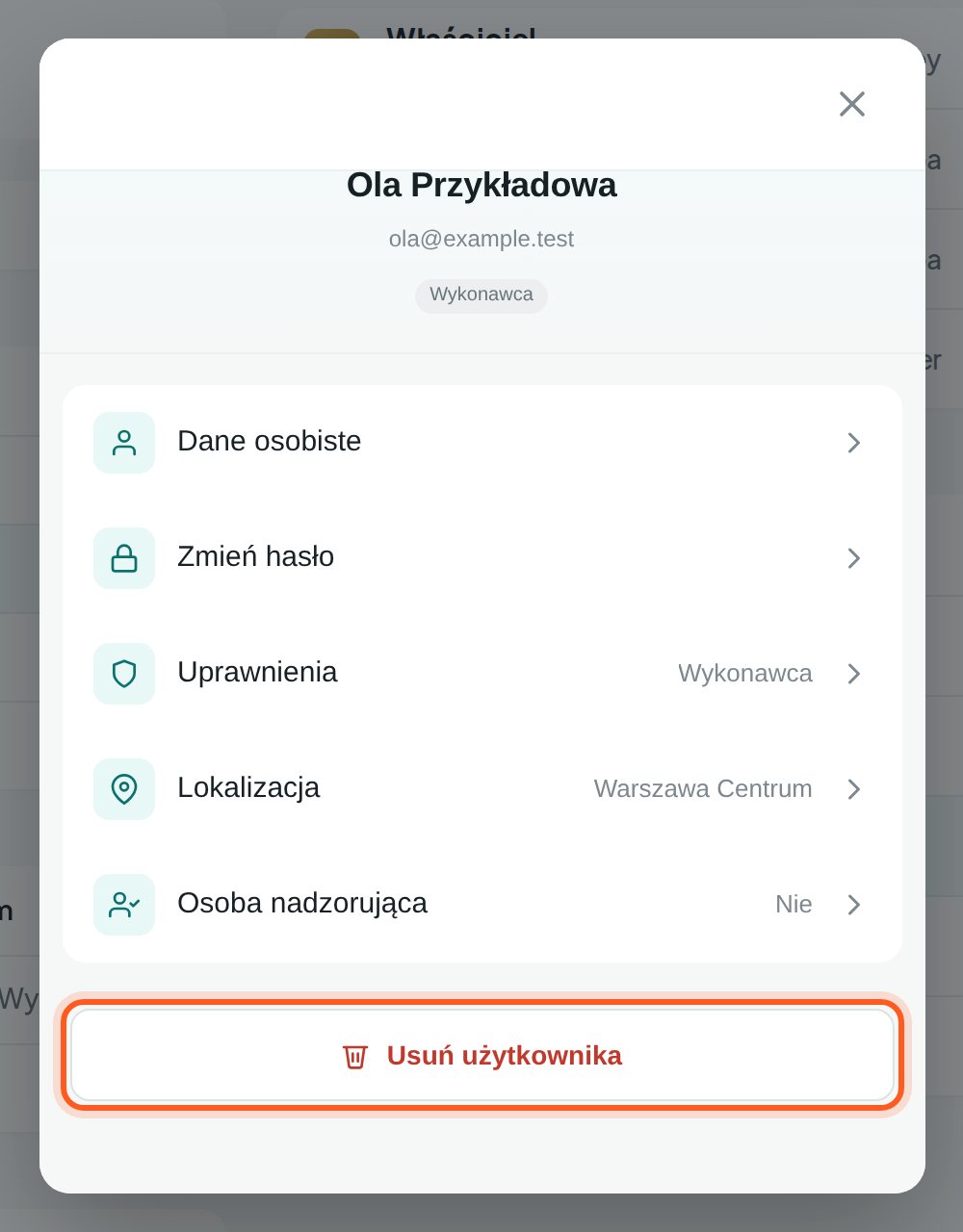 Edycja fikcyjnego konta z zaznaczonym przyciskiem Usuń użytkownika (komputer)