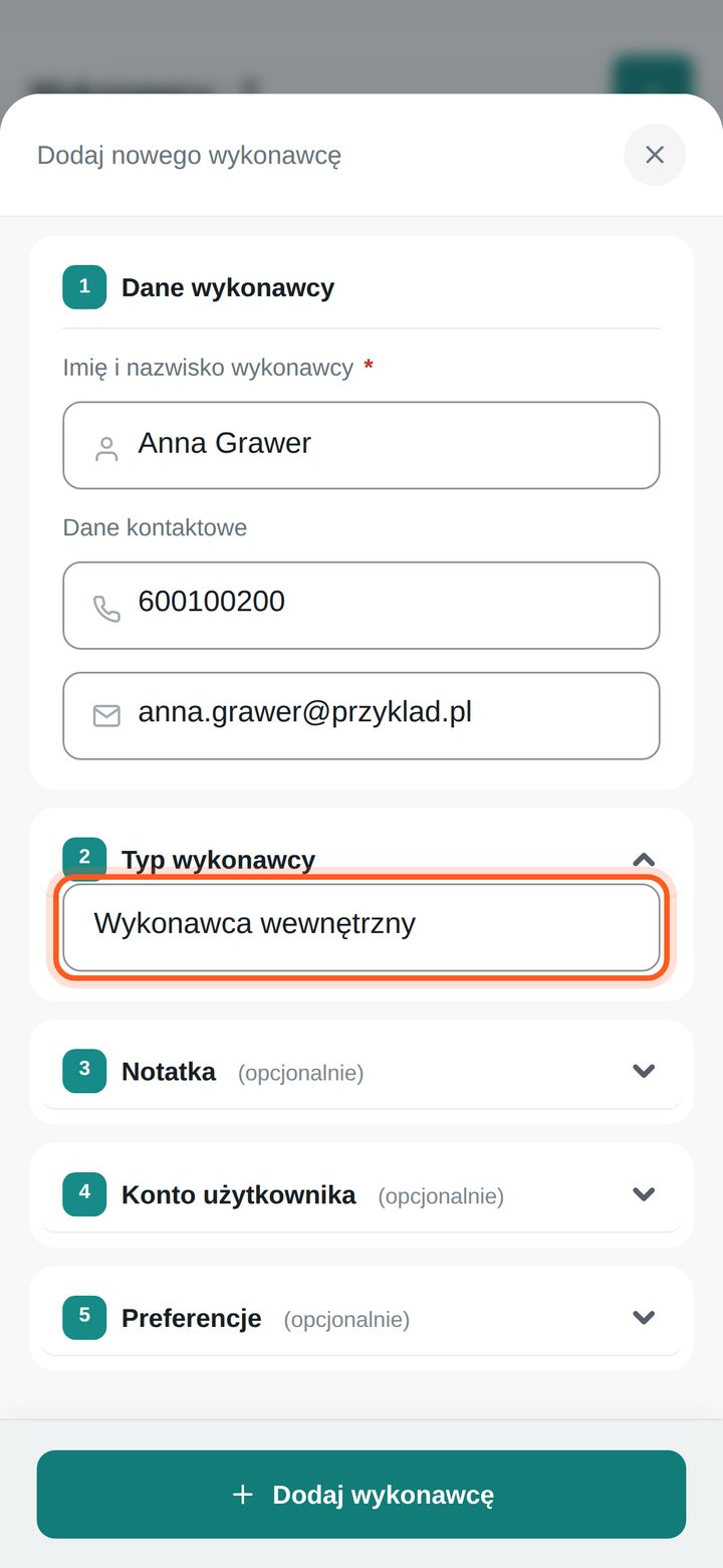 Rozwinięta sekcja Typ wykonawcy z wybraną opcją Wykonawca wewnętrzny (telefon)